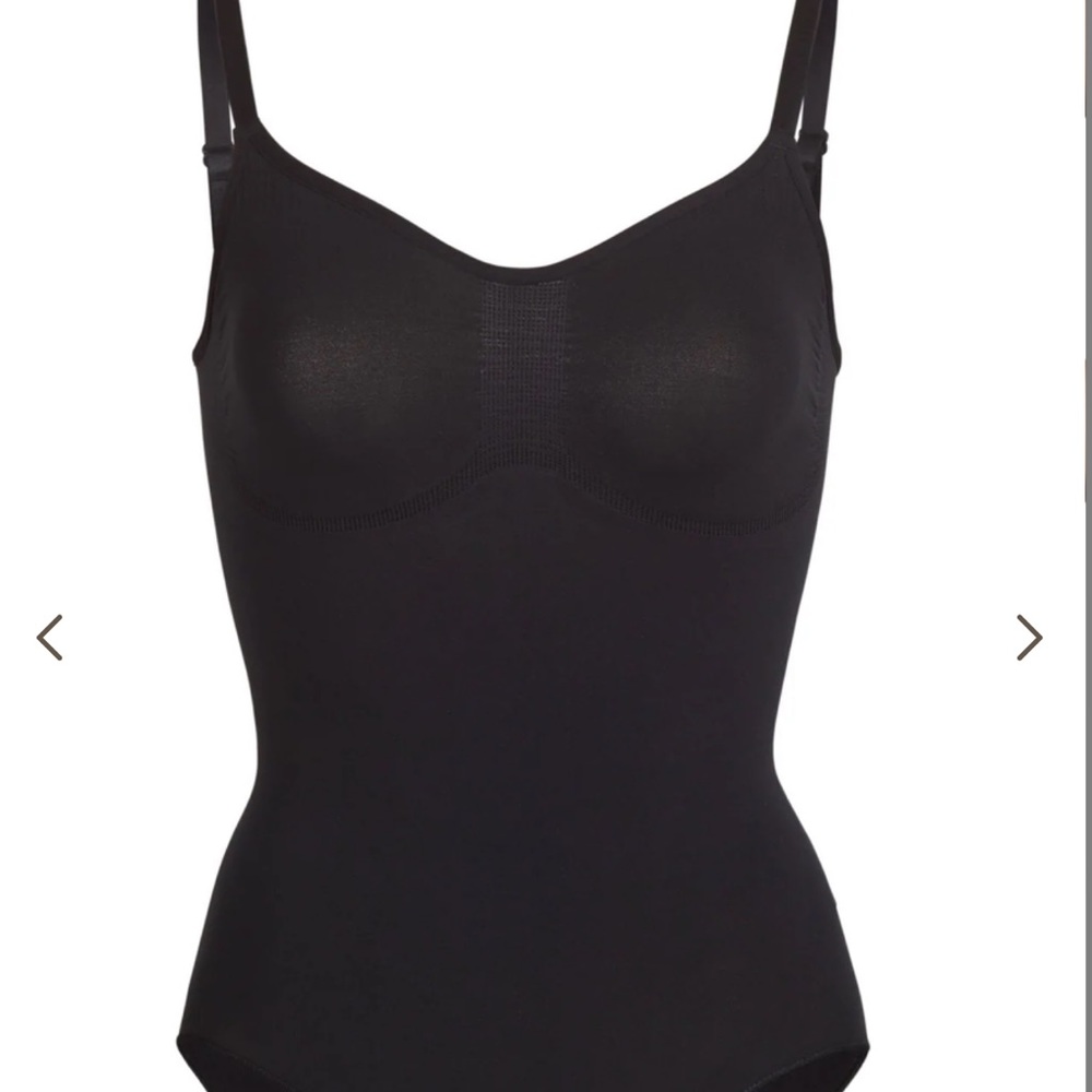 Skims Sculpting Bodysuit with snaps